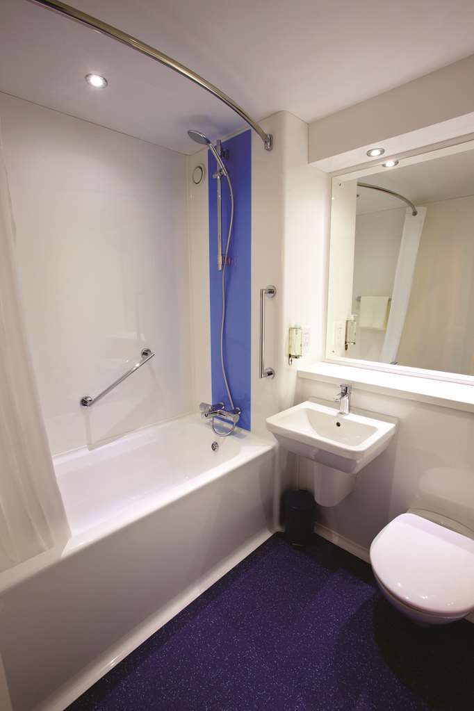 Travelodge London Crystal Palace Номер фото